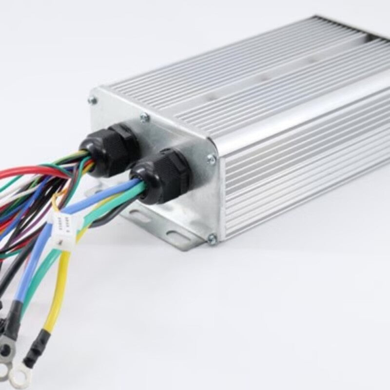 One 48V 1500W controller plus one bus system, a throttle switch, and a gear selector switch.